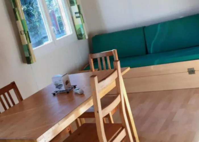 Confortable Pour 6 Avec Terrasse Et équipements Modernes - Api-1-52-1540